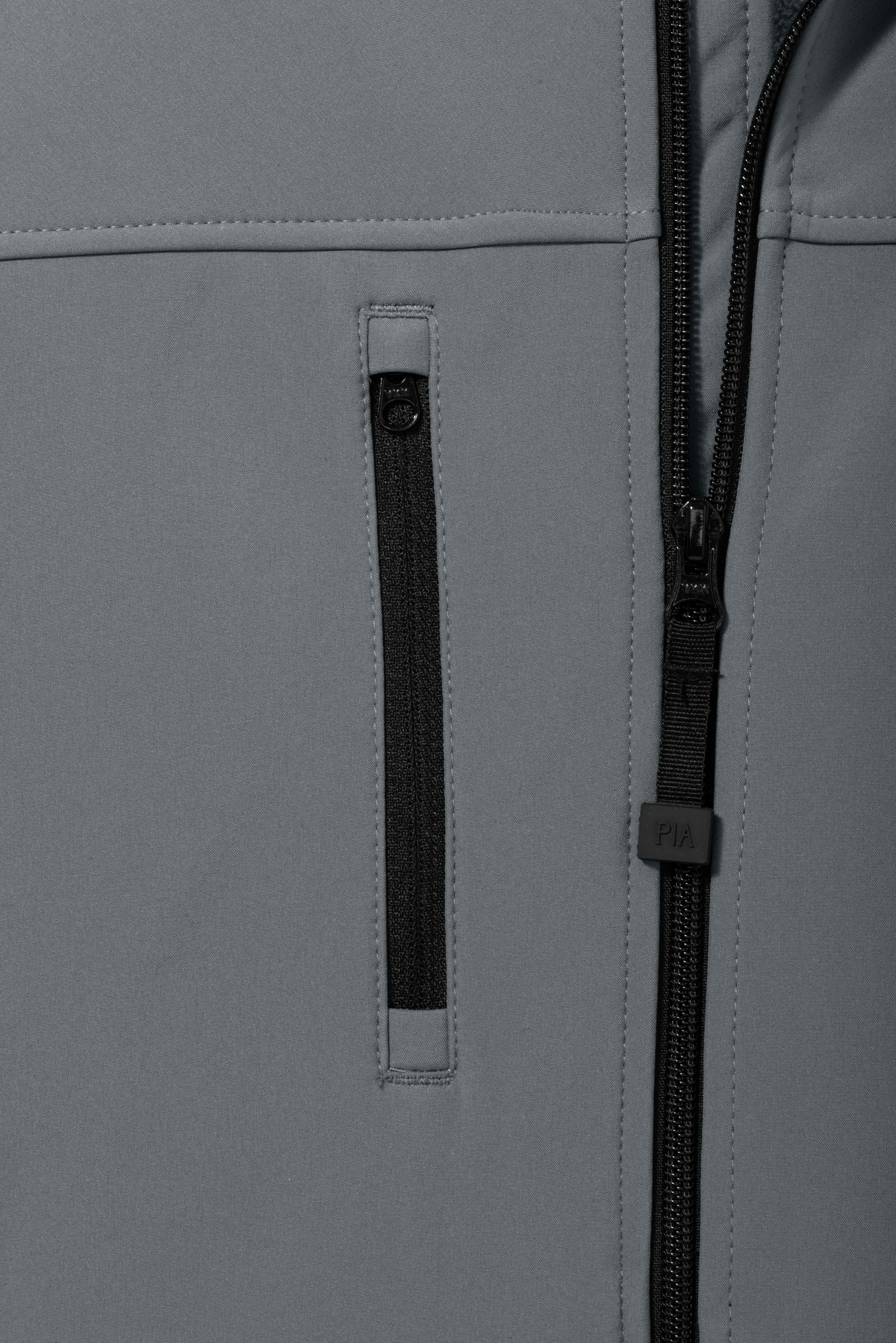 J790_greychestpocket_GA16