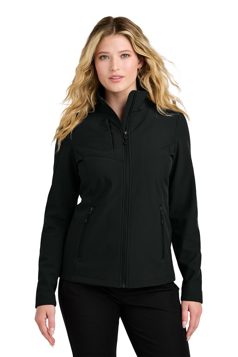 L720_Deep Black_Model_Front Women’s Core Soft Shell Jacket